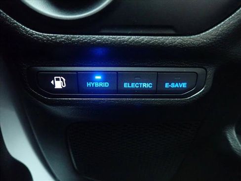 Used 2023 Jeep Wrangler Unlimited w/ Cold Weather Group image 23