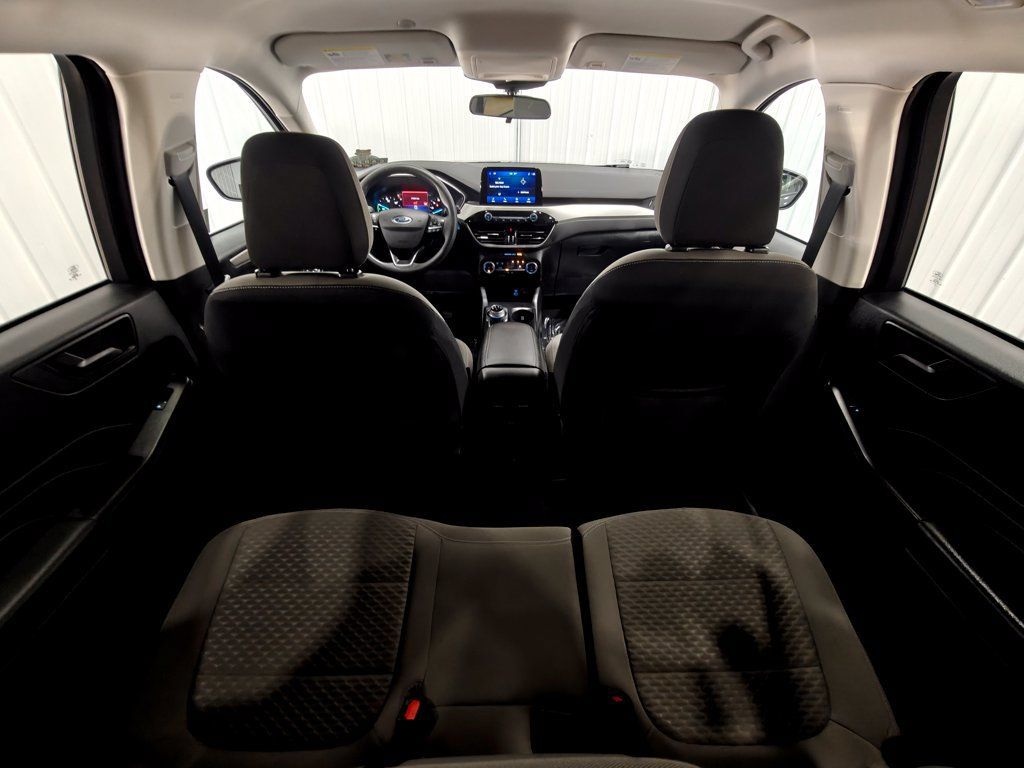 Used 2022 Ford Escape SE AWD/4WD image 26