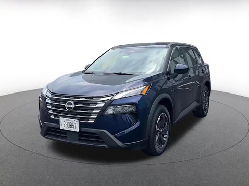 Used 2025 Nissan Rogue SV AWD/4WD image 7