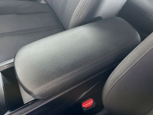 Used 2022 Kia K5 LXS image 18