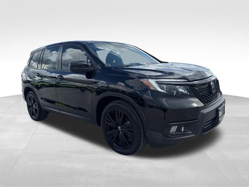 Used 2021 Honda Passport Sport image 3