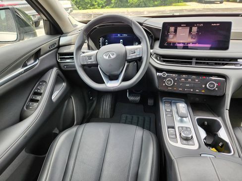 Certified 2025 INFINITI QX60 Luxe AWD/4WD image 13