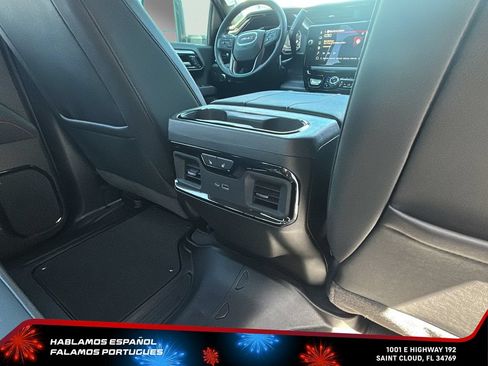 Used 2025 GMC Sierra 2500 AT4 w/ AT4 Premium Plus Package AWD/4WD image 31