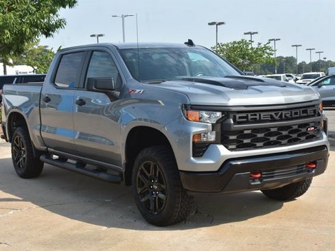 New 2026 Chevrolet Silverado 1500 Custom Trail Boss AWD/4WD image 3