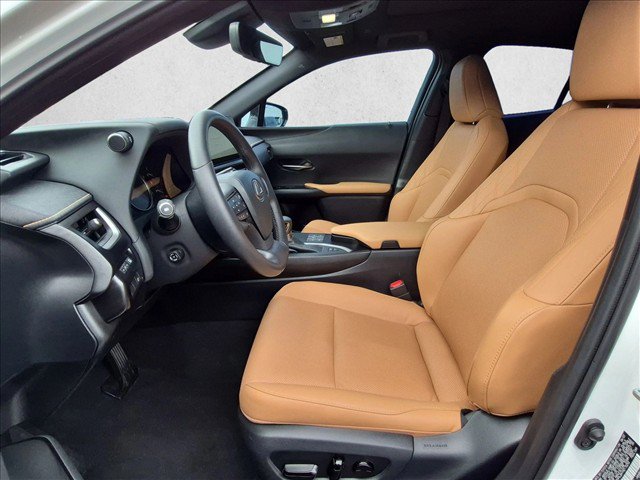 Used 2024 Lexus UX 250h FWD w/ Premium Package image 16
