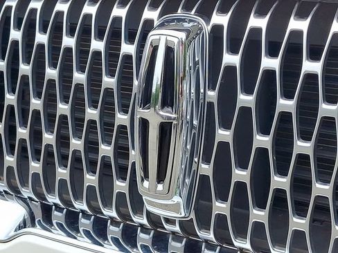 Used 2020 Lincoln Corsair AWD w/ Equipment Group 101A image 29