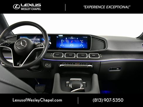 Used 2025 Mercedes-Benz GLE 450 4MATIC image 24