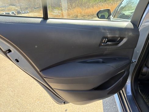 Used 2023 Toyota Corolla LE image 21