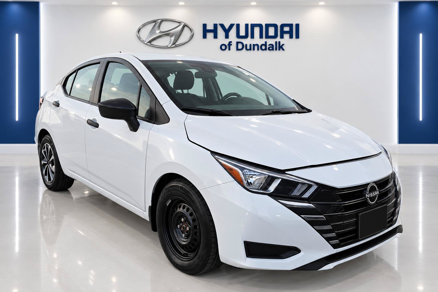 Used 2024 Nissan Versa S w/ Trunk Package FWD image 3