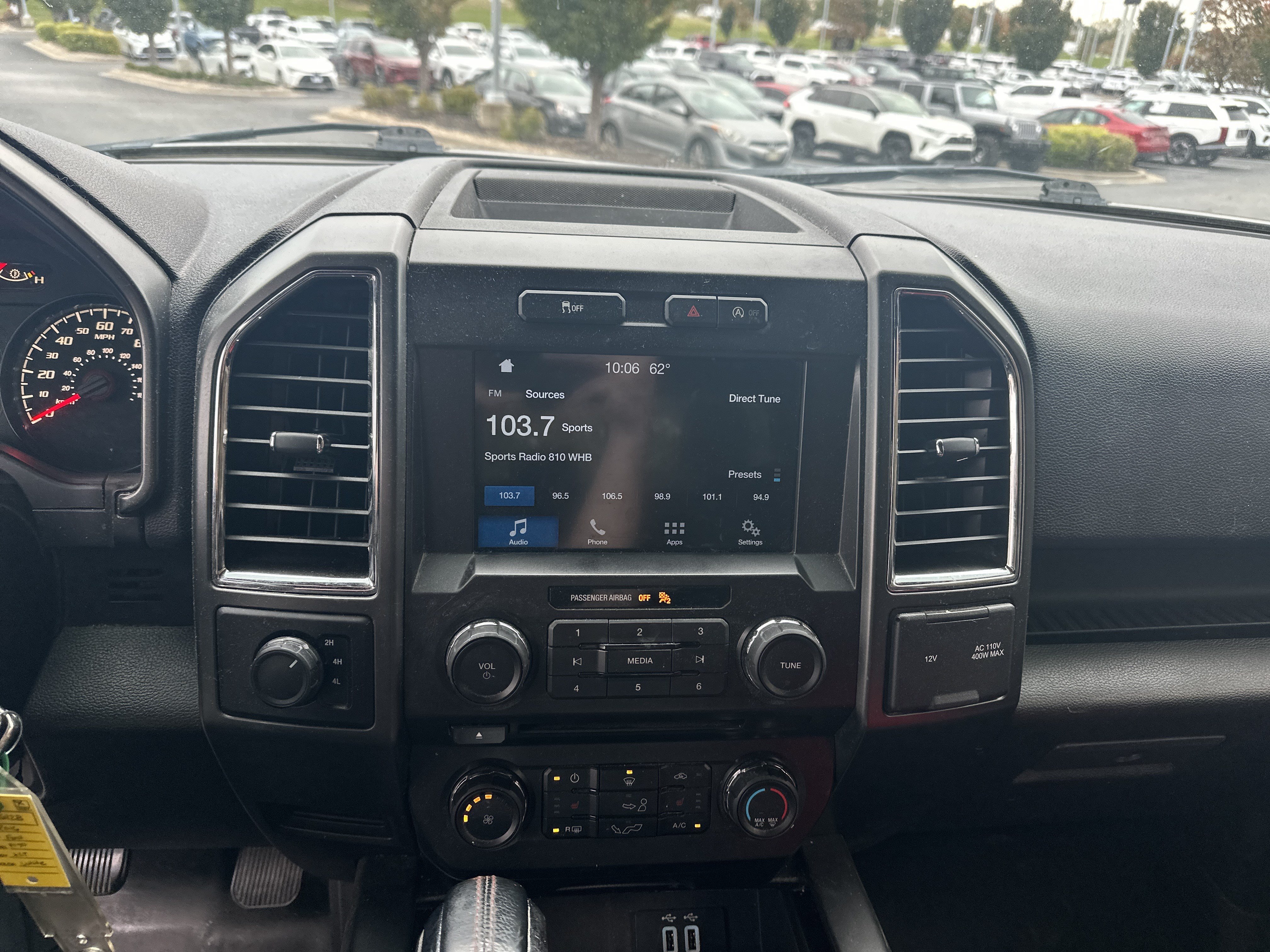 Used 2016 Ford F150 XLT w/ Equipment Group 302A Luxury AWD/4WD image 23