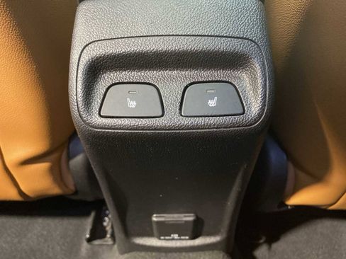 Used 2017 Chevrolet Cruze Premier image 25