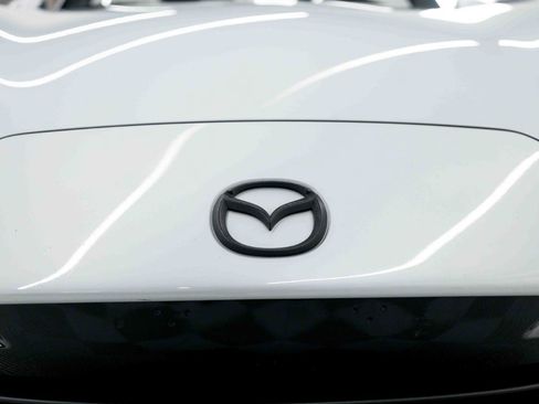 Used 2019 MAZDA MX-5 Miata Grand Touring w/ GT-S Package RWD image 20