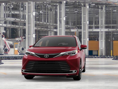 New 2026 Toyota Sienna Platinum AWD/4WD image 3