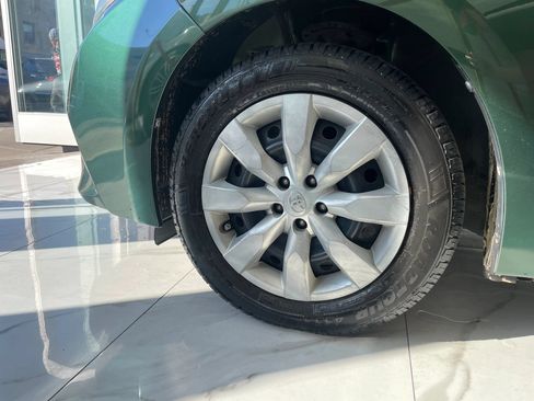 Used 2015 Toyota Corolla LE FWD image 30