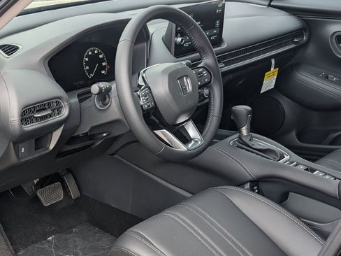 New 2026 Honda HR-V EX-L image 4