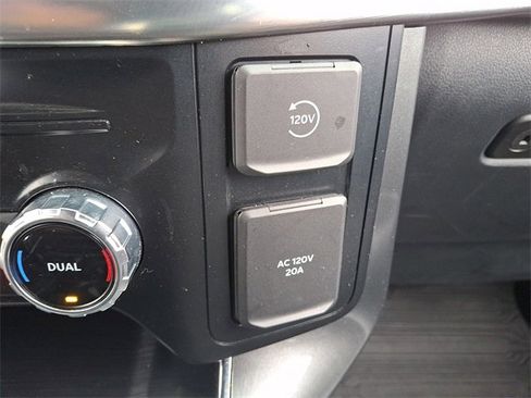 Used 2023 Ford F150 Lariat image 26