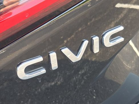 Used 2023 Honda Civic Sport image 15