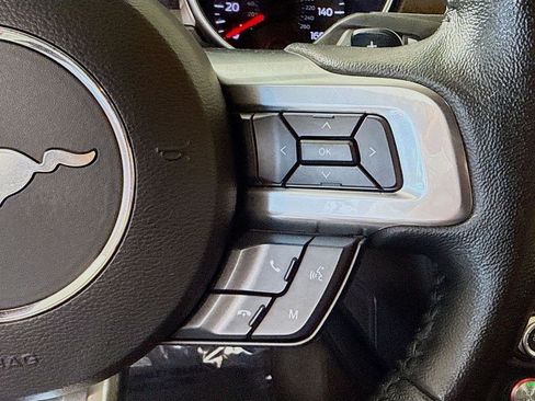 Used 2019 Ford Mustang Coupe RWD image 15