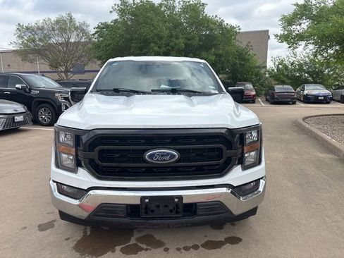 Used 2023 Ford F150 XLT image 2
