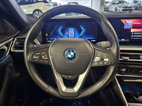 Used 2023 BMW i4 eDrive35 w/ Premium Package RWD image 11