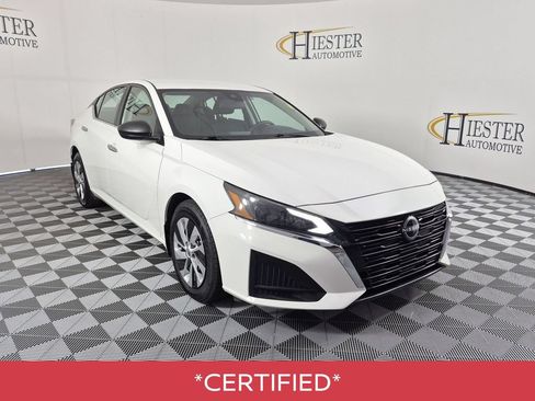 Used 2024 Nissan Altima 2.5 S FWD image 2
