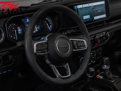 Used 2024 Jeep Wrangler High Altitude image 27