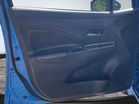Used 2024 Nissan Versa SR w/ Electronics Package FWD image 22