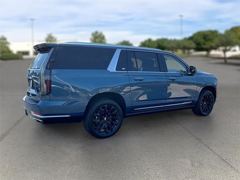 New 2025 Cadillac Escalade ESV Premium Luxury w/ Touring Package image 7