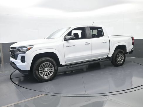Used 2023 Chevrolet Colorado LT w/ LT Convenience Package RWD image 2