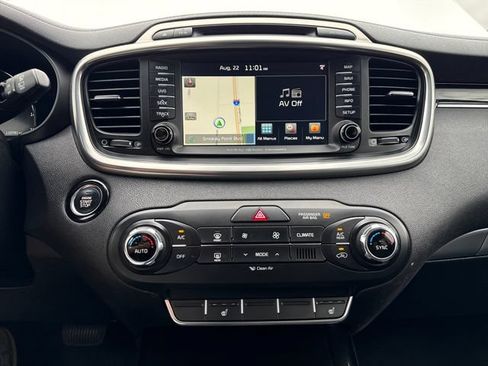Used 2016 Kia Sorento SX AWD/4WD image 21