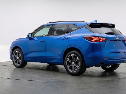 Used 2025 Chevrolet Blazer LT image 6