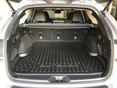 Certified 2025 Subaru Outback Touring w/ Popular Package #2 image 10