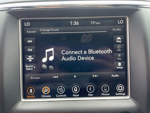 Used 2018 Jeep Grand Cherokee Limited image 32