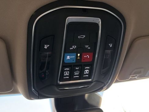 Used 2021 Jeep Grand Cherokee L Limited w/ Trailer Tow Package image 18