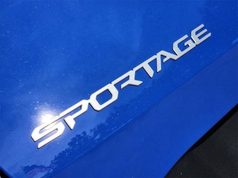 New 2026 Kia Sportage EX FWD image 9
