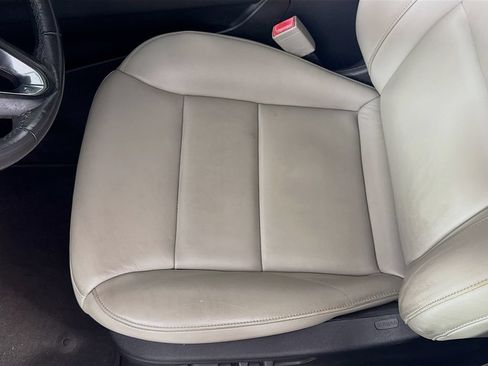 Used 2020 Cadillac XT4 Premium Luxury FWD image 19