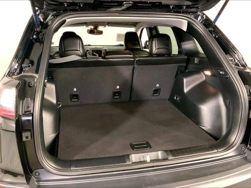 Used 2020 Jeep Cherokee Trailhawk w/ Cold Weather Group image 4