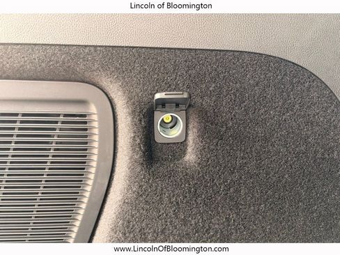 New 2026 Lincoln Corsair Premiere image 26