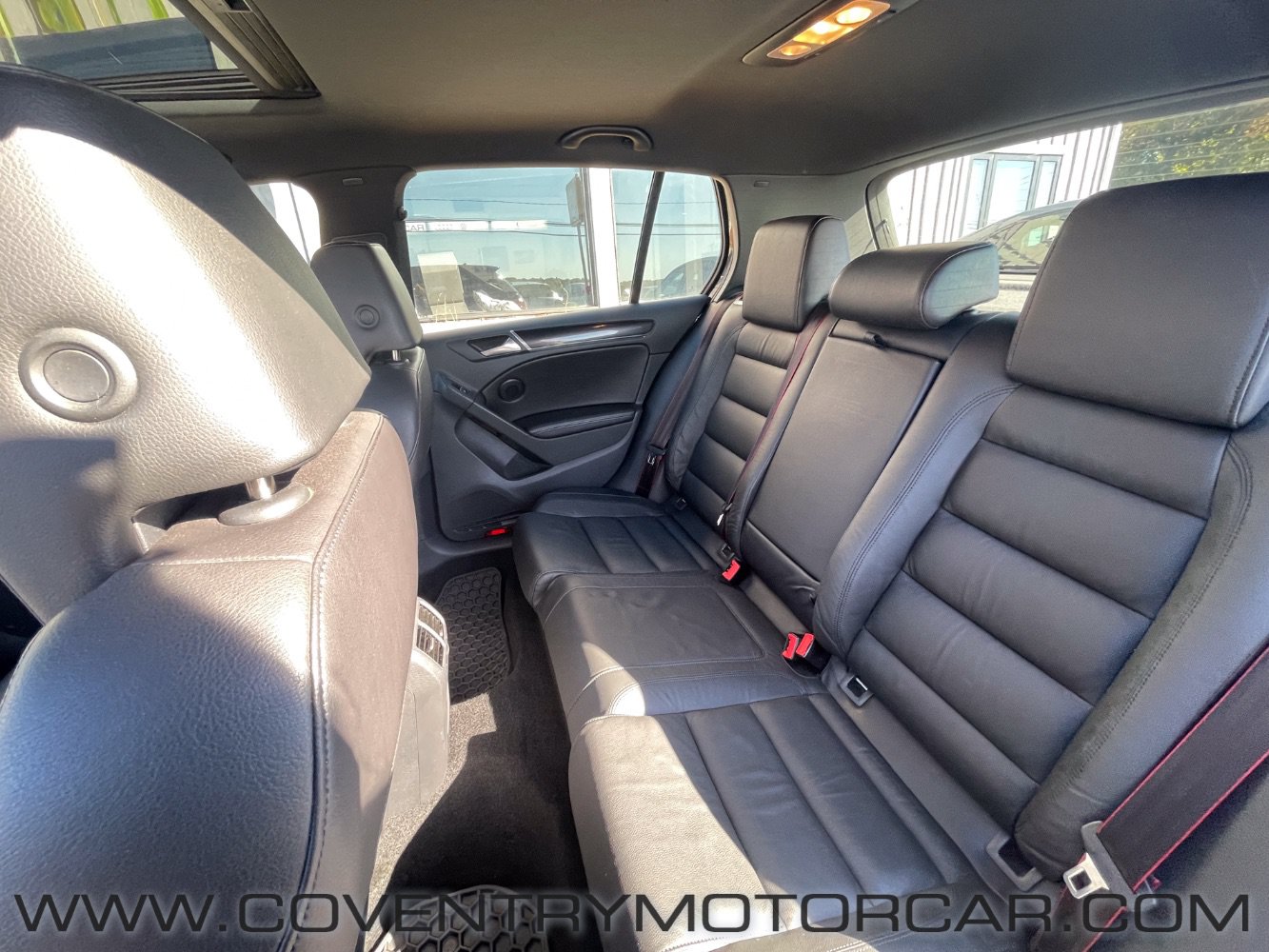 Used 2014 Volkswagen GTI Driver's Edition FWD image 31