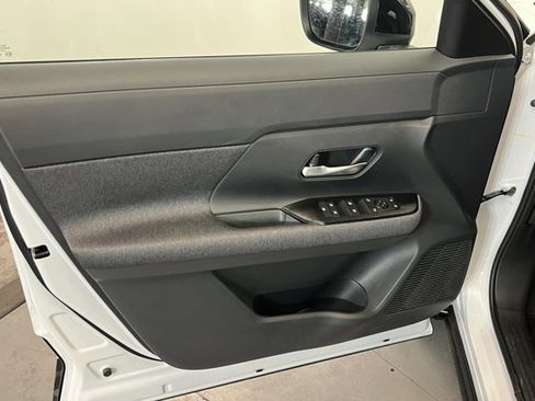 New 2026 Nissan Kicks SV w/ SV Premium Package image 14