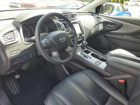 Certified 2024 Nissan Murano SV w/ SV Midnight Edition Package FWD image 17