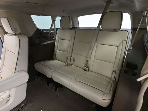 Used 2024 GMC Yukon XL Denali w/ Advanced Technology Package AWD/4WD image 48
