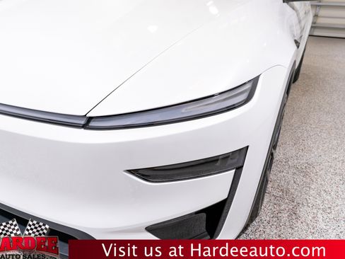 Used 2026 Tesla Model Y Performance AWD/4WD image 8