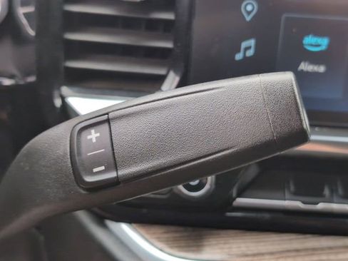 Certified 2022 Chevrolet Silverado 1500 LT AWD/4WD image 15
