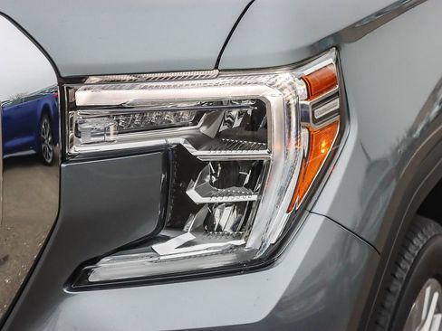 Used 2022 GMC Sierra 1500 Denali w/ Denali Reserve Package image 7