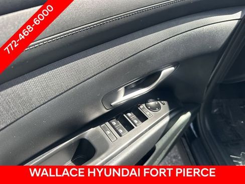 Used 2025 Hyundai Tucson SEL FWD image 17