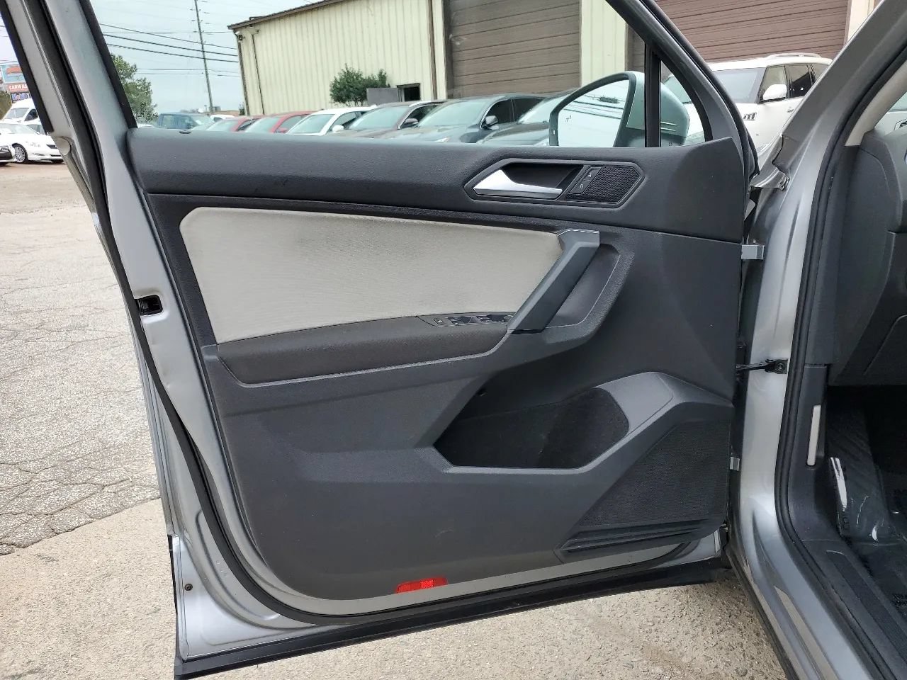 Used 2019 Volkswagen Tiguan S AWD/4WD image 15