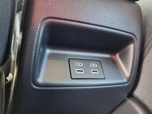 Used 2023 Toyota Corolla LE image 23