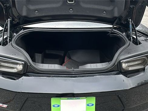 Used 2020 Chevrolet Camaro SS image 16