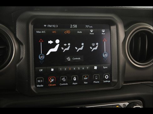 Used 2021 Jeep Wrangler Unlimited Sport AWD/4WD image 10
